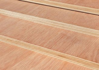 多層實(shí)木板的優(yōu)缺點(diǎn)有哪些？